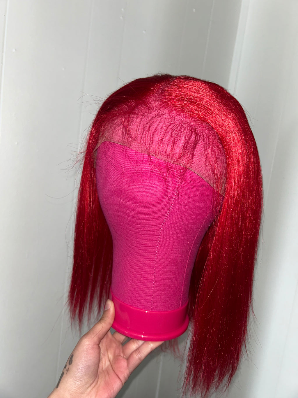 Straight red 18in